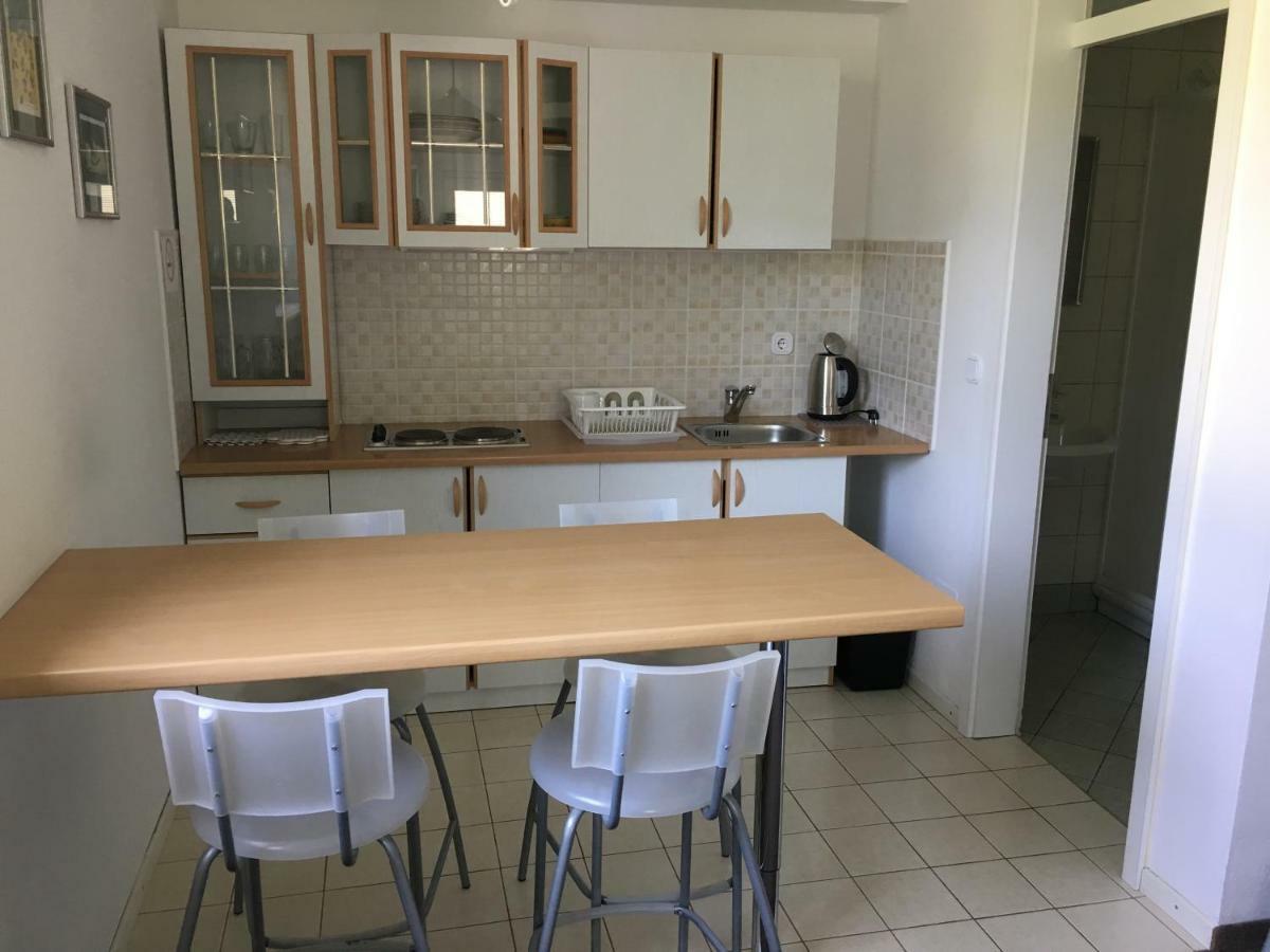 Studio Apartment Ta5Ek Jesenice Exteriér fotografie